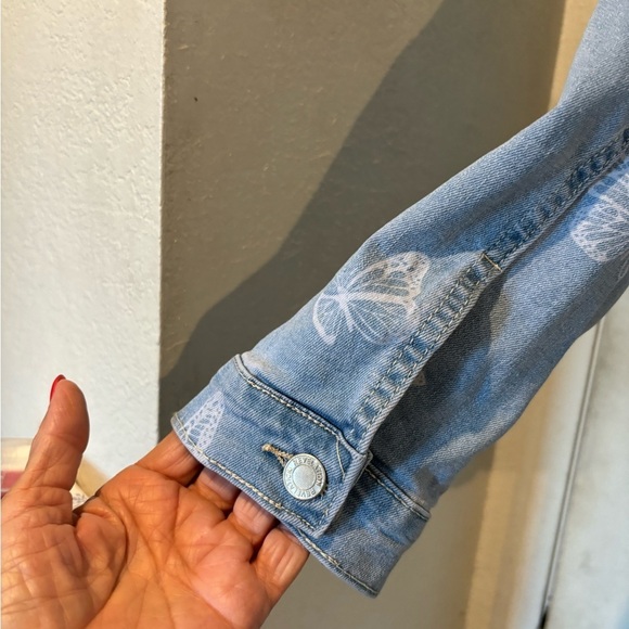 Denim Jacket NWOT With White Butterflies and Long Sleeves - Picture 4 of 12